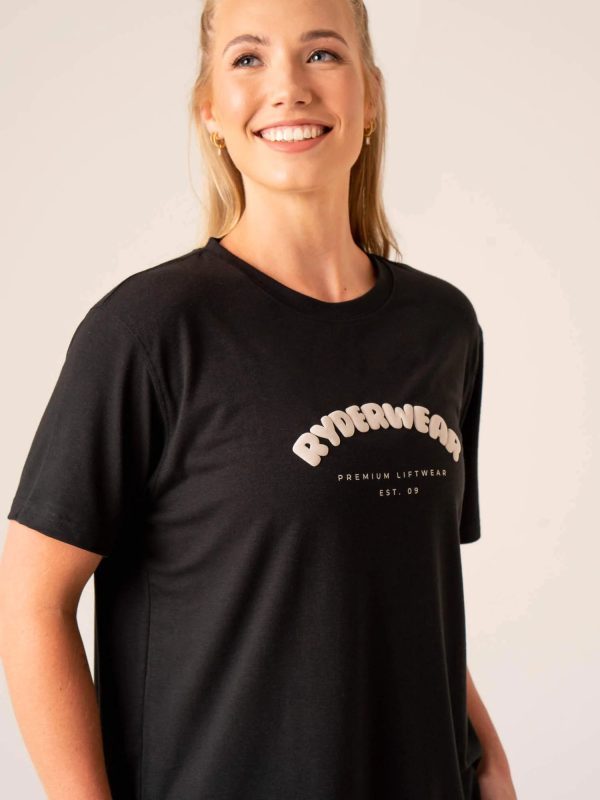 Off Side Longline T-Shirt - Black For Sale - Image 5