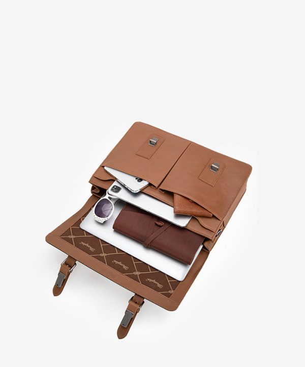 Wrangler Genuine Leather Messenger Bag on Sale - Image 4