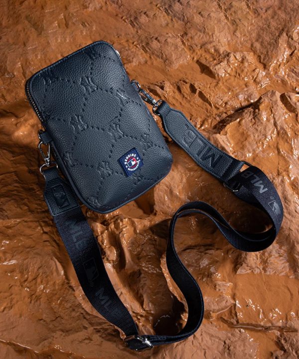 MLB New York Yankees Mini Crossbody Purse Online - Image 4